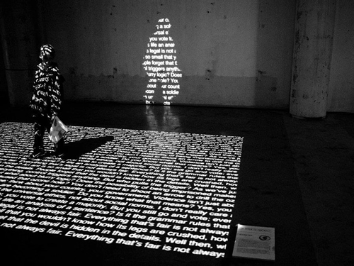 Instalación multimedia de notabenevisual.com/ Tecnologías digitales